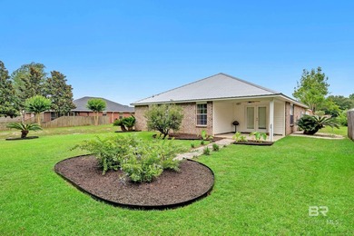 Looking for a great home in a prime location, look no further! - photo 7