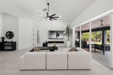 FIVE ACRES of pure Naples freedom where luxury meets - photo 12