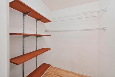 Just blocks from Lake of the Isles, Uptown, and Downtown - photo 20
