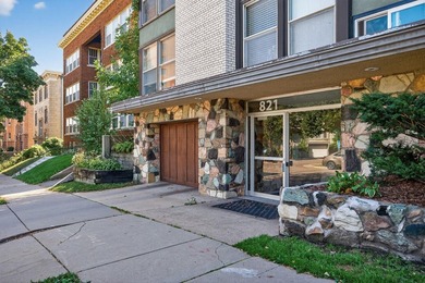Just blocks from Lake of the Isles, Uptown, and Downtown - photo 22