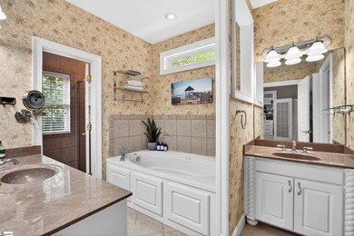 Welcome to an exceptional Lake Hartwell retreat, where refined - photo 23
