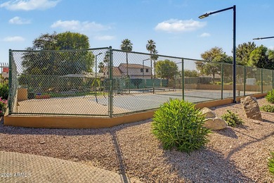 Seller Financing Available This 3 bedroom, 2 bathroom stucco - photo 24