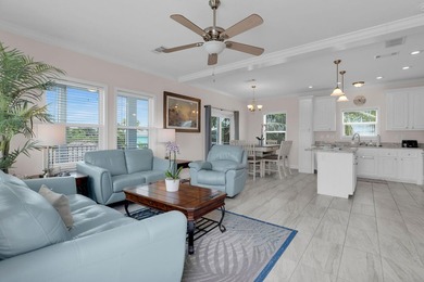 Built in 2019 on a Double Lot! This modern home features three - photo 30