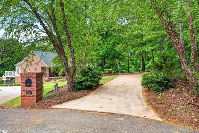 Welcome to an exceptional Lake Hartwell retreat, where refined - photo 39