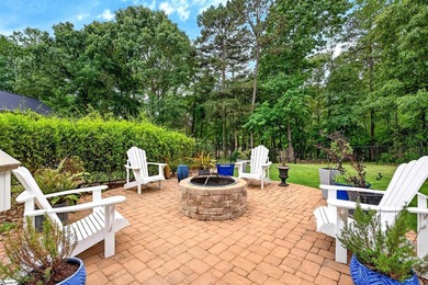 Welcome to an exceptional Lake Hartwell retreat, where refined - photo 40