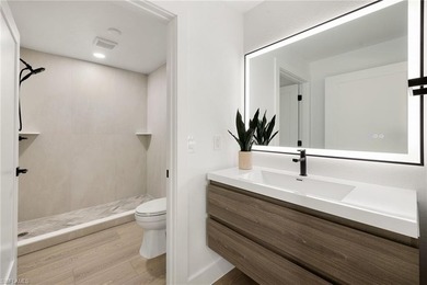 FIVE ACRES of pure Naples freedom where luxury meets - photo 40