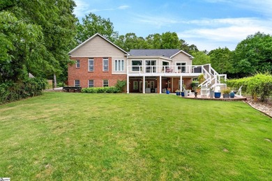 Welcome to an exceptional Lake Hartwell retreat, where refined - photo 41