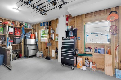 Built in 2019 on a Double Lot! This modern home features three - photo 46