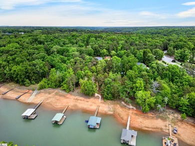 Welcome to an exceptional Lake Hartwell retreat, where refined - photo 48