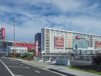 WOW- LOCATION, LOCATION, LOCATION! Walk to FIFA cup or 49er - photo 21