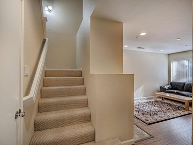 WOW- LOCATION, LOCATION, LOCATION! Walk to FIFA cup or 49er - photo 41