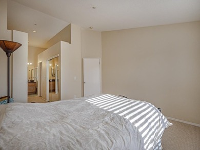 WOW- LOCATION, LOCATION, LOCATION! Walk to FIFA cup or 49er - photo 49
