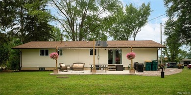 Welcome to 5633 Southside in Boston, NY-where the lawn is - photo 9