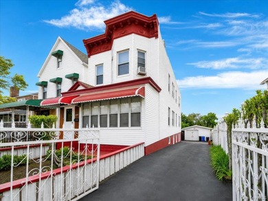 Exceptional investment opportunity in the desirable Wakefield - photo 1