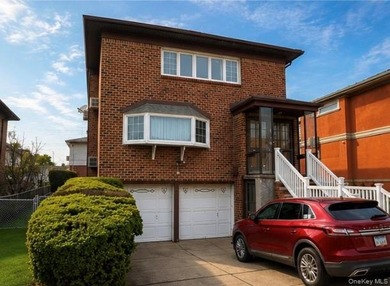 Exceptional opportunity to own this oversized *Athletic Field* - photo 2
