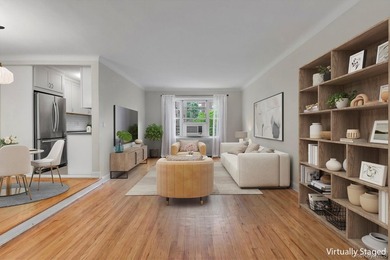 Experience timeless pre-war elegance at Forest Hills South, a - photo 6