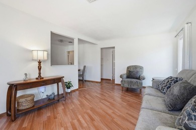 Welcome to this charming 4-bedroom, 2-bathroom with a bonus - photo 13
