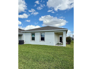 MOVE-IN-READY! This BRAND NEW construction home in 2025 features - photo 3