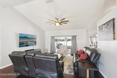 LOCATION LOCATION LOCATION. Located close to beaches, downtown - photo 12