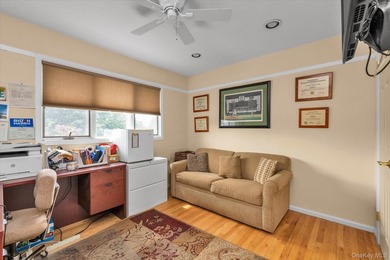Updated 4-bedroom, 2.5-bath split-level home in Oceanside - - photo 15