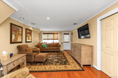 Updated 4-bedroom, 2.5-bath split-level home in Oceanside - - photo 16