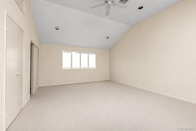 Updated 4-bedroom, 2.5-bath split-level home in Oceanside - - photo 20