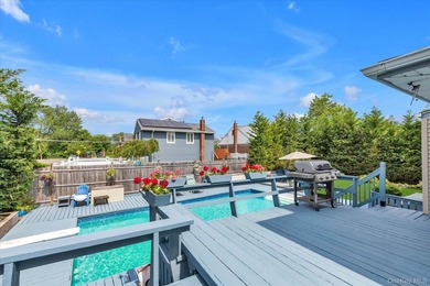 Updated 4-bedroom, 2.5-bath split-level home in Oceanside - - photo 25