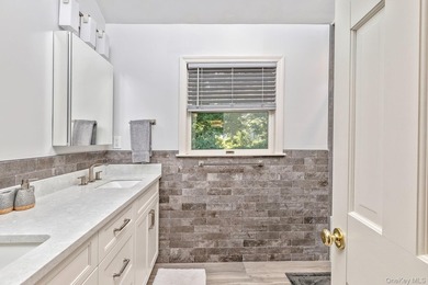 Welcome to this meticulously maintained Colonial, lovingly cared - photo 28