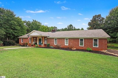 (private lake, pond, coastal) Home For Sale in Anderson South Carolina