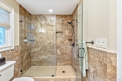 Welcome to this meticulously maintained Colonial, lovingly cared - photo 35