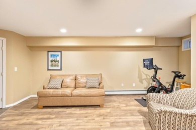 Welcome to this meticulously maintained Colonial, lovingly cared - photo 37