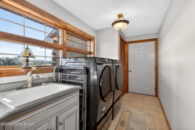 If you've been looking for usable acreage, a luxury log cabin, a - photo 49