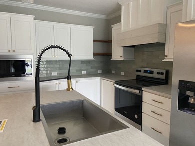 NO LOT RENT UNTIL JULY 1ST. WELCOME TO VERO PALM ESTATES, A 55+ - photo 5