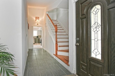 This home is situated within the Award-Winning Bayport-Blue - photo 2