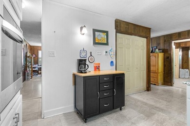 Discover your perfect retreat in this charming 2,058 square foot - photo 15