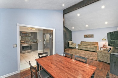 This home is situated within the Award-Winning Bayport-Blue - photo 5