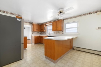 Coastal Living at Its Best! Welcome to 118 Wolcott Avenue on - photo 18