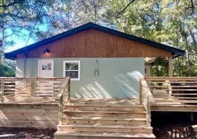 Located in beautiful West Ashley - quiet dead end street. Plenty - photo 3