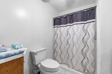 Discover your perfect retreat in this charming 2,058 square foot - photo 27