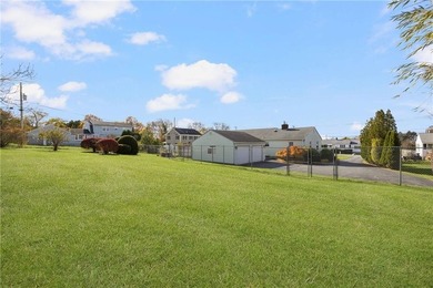 Coastal Living at Its Best! Welcome to 118 Wolcott Avenue on - photo 32