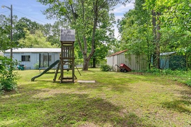 Discover your perfect retreat in this charming 2,058 square foot - photo 36