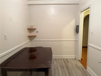 Huge 900 sq.ft. 1-Bedroom co-op in the heart of Midwood! This - photo 7