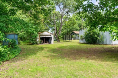 Discover your perfect retreat in this charming 2,058 square foot - photo 40