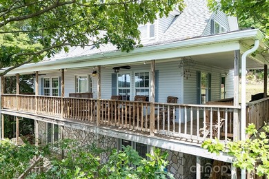 Wake up to breathtaking main channel views of Lake Tillery and - photo 1