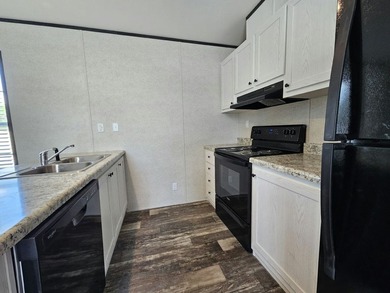 What's better than an apartment? Renting a home at Eagle Estates - photo 3