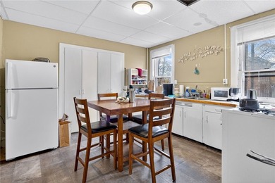 Additional listing photo 4
