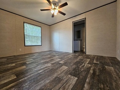 What's better than an apartment? Renting a home at Eagle Estates - photo 8