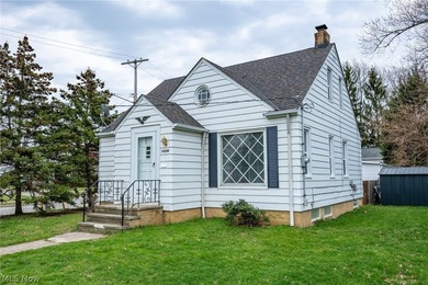 Completely renovated inside and out, this charming cape cod - photo 1