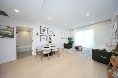 Welcome to this 1Bed/1Bath Brand-New Luxury Mixed-Use Condo - photo 3