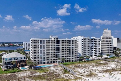 Pool-level Gulf-front living with private Old River boating - photo 6